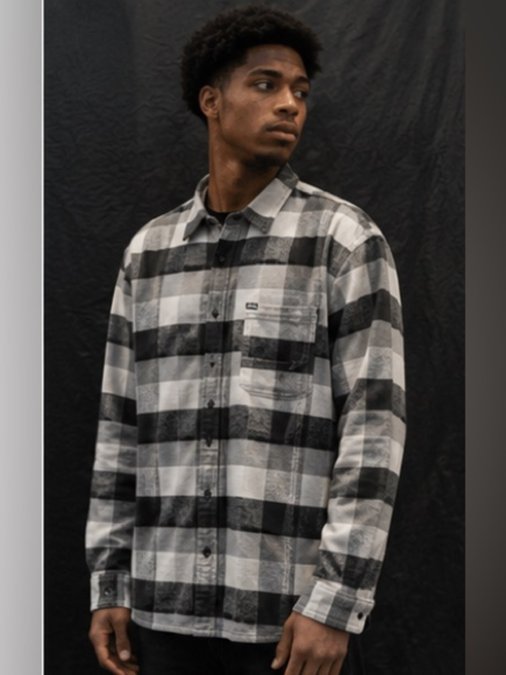 Hollister Black & White Plaid Button-Down Shirt - Picture 3 of 6